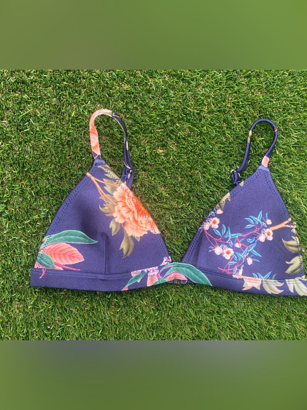 NWOT Triangl Neoprene Floral Bikini 👙 - Picture 8 of 12